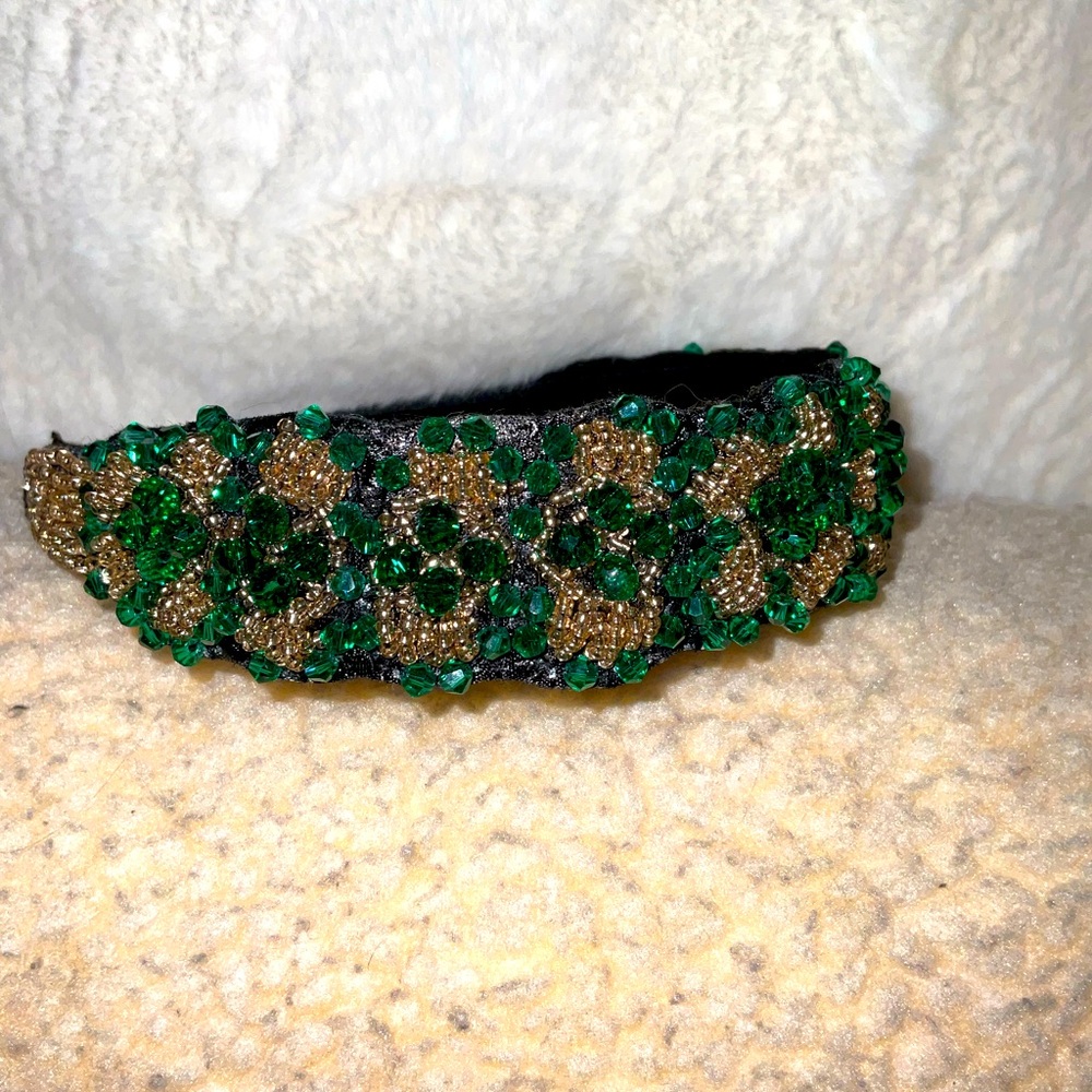 HEADBAND